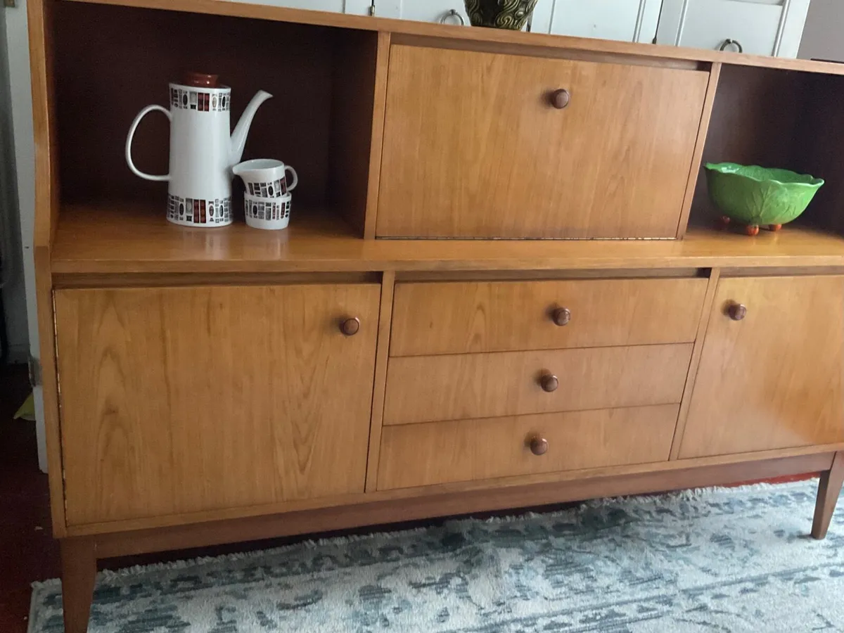 Mid century.MCM teak side board in great condition - Image 2