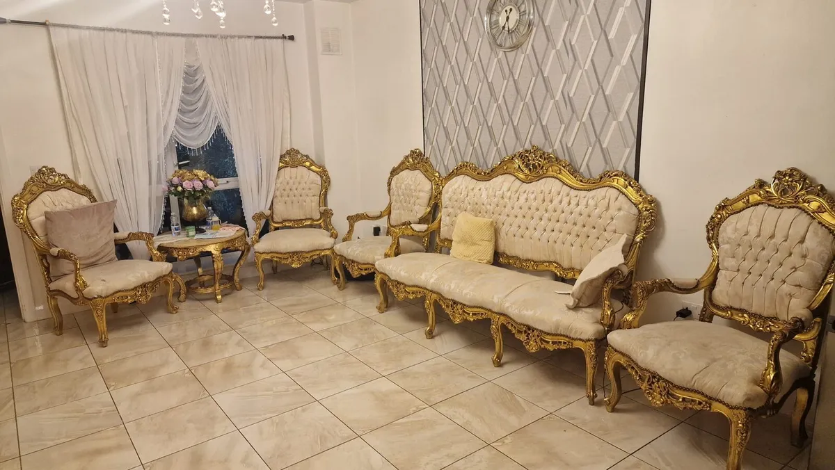 Italian furniture set - Image 1
