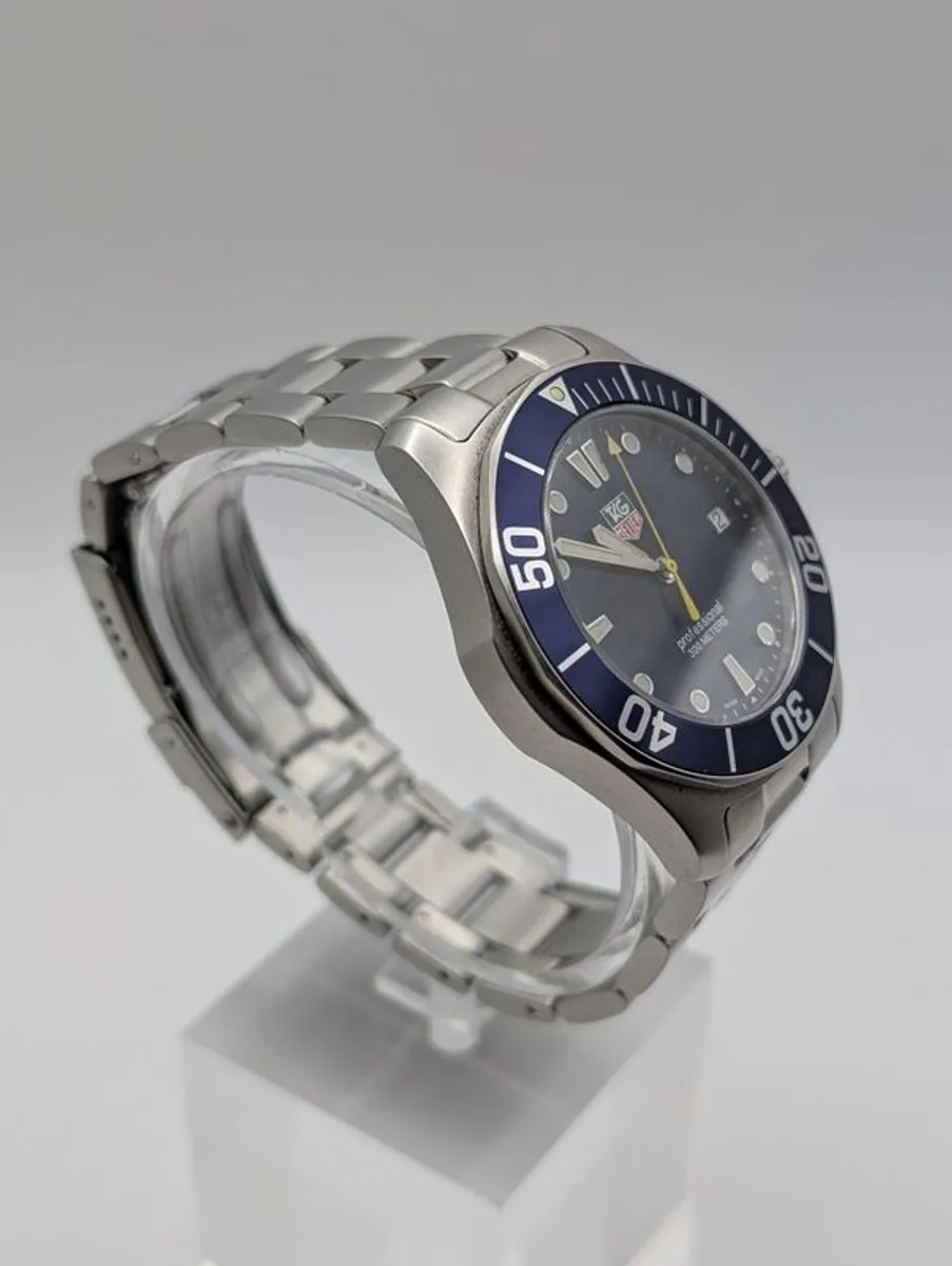 TAG Heuer Professional 300M Blue Dial Quartz Watch - Image 3