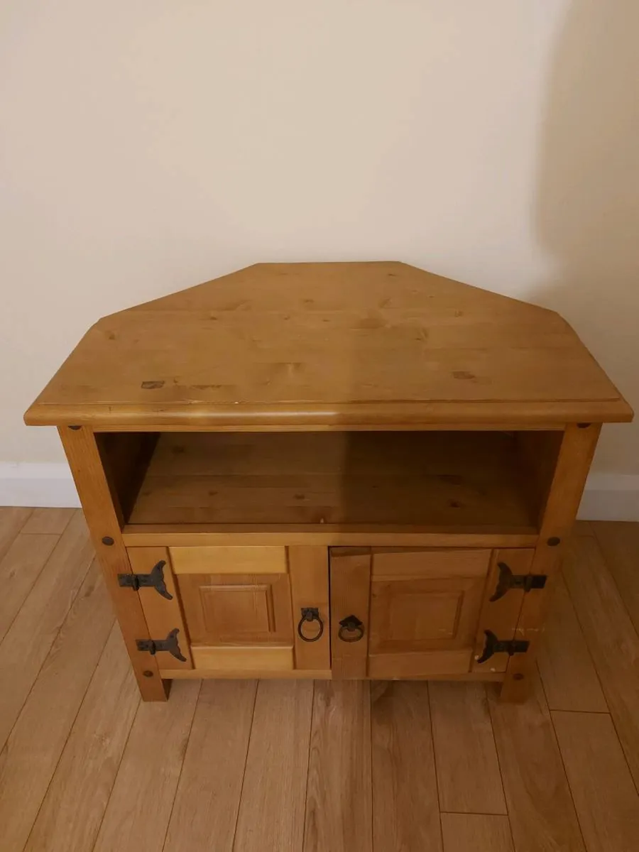 TV unit - Image 1