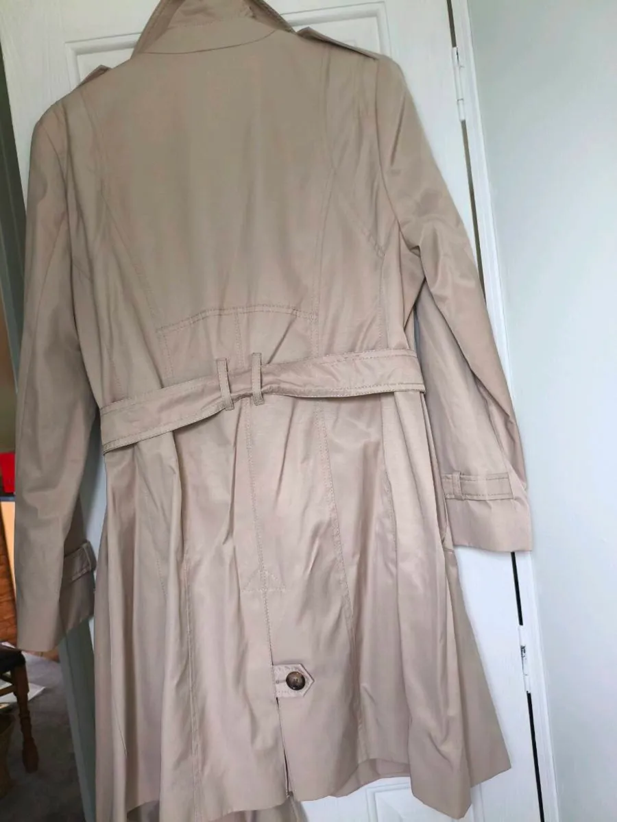 Beautiful Mac ladies coat New 39 euro - Image 3