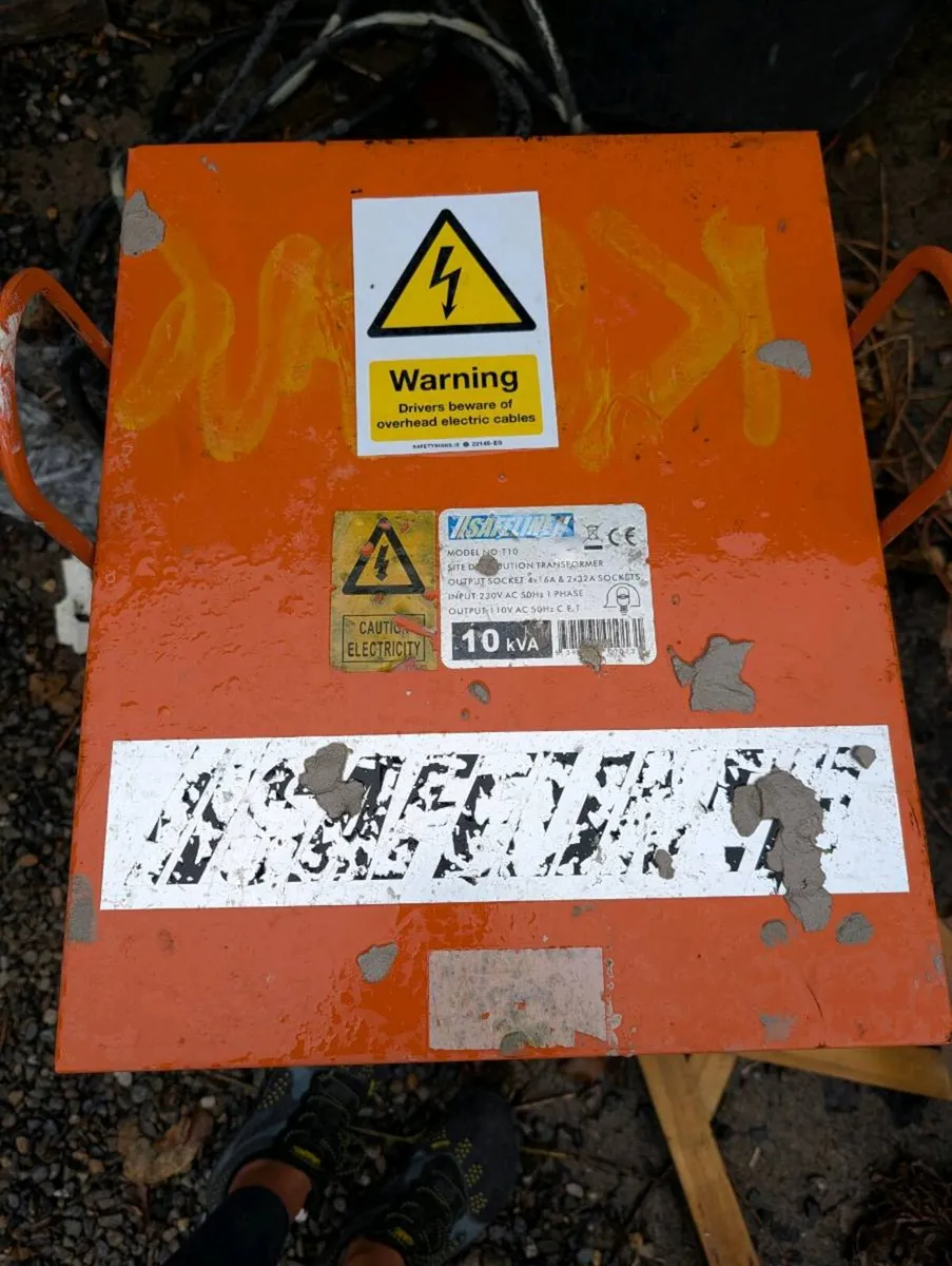 TALAtools Portable Transformer 10kVA 4 x 16A & 2 x - Image 2