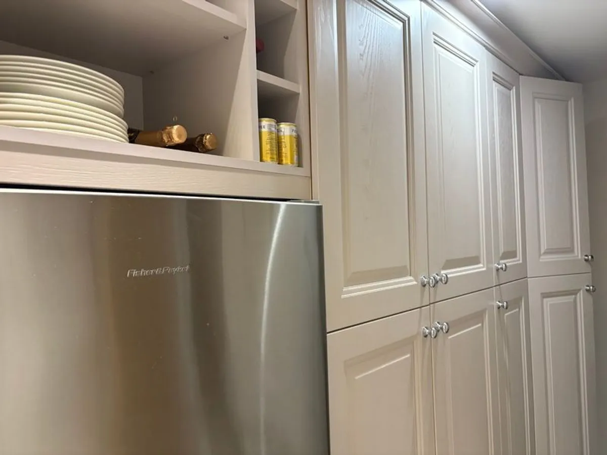 Kitchen - Image 4