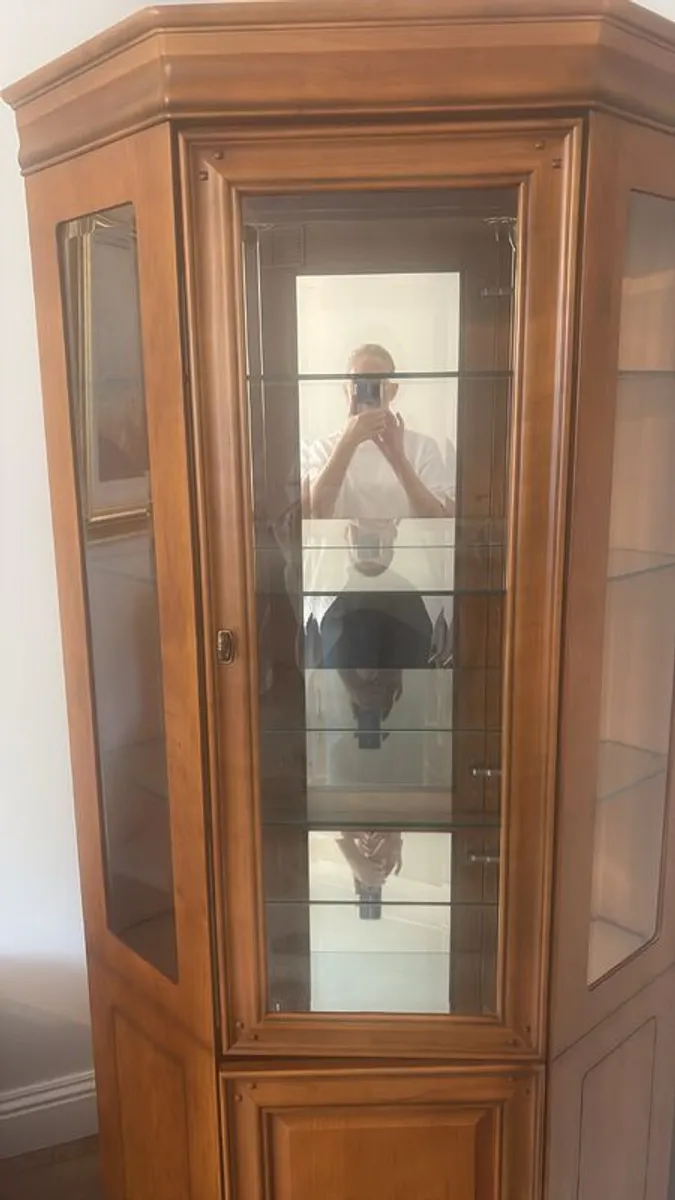 Drinks cabinet - Image 1