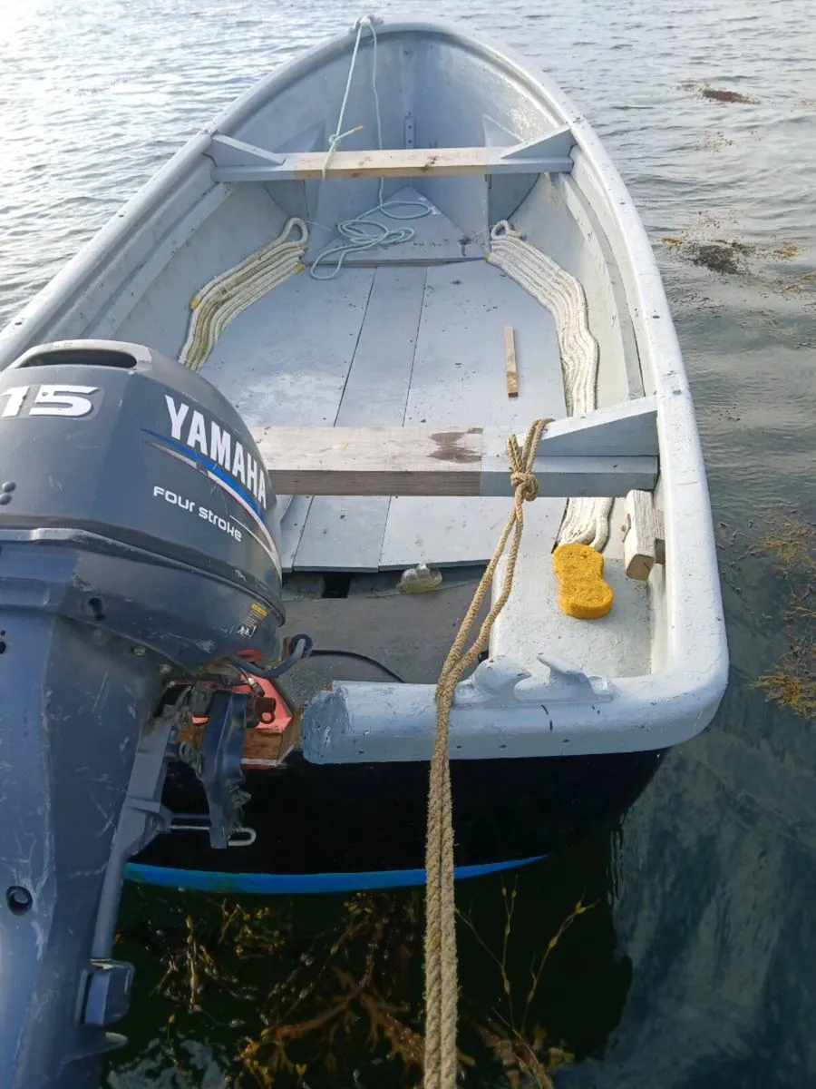Fibreglass boat - Image 2