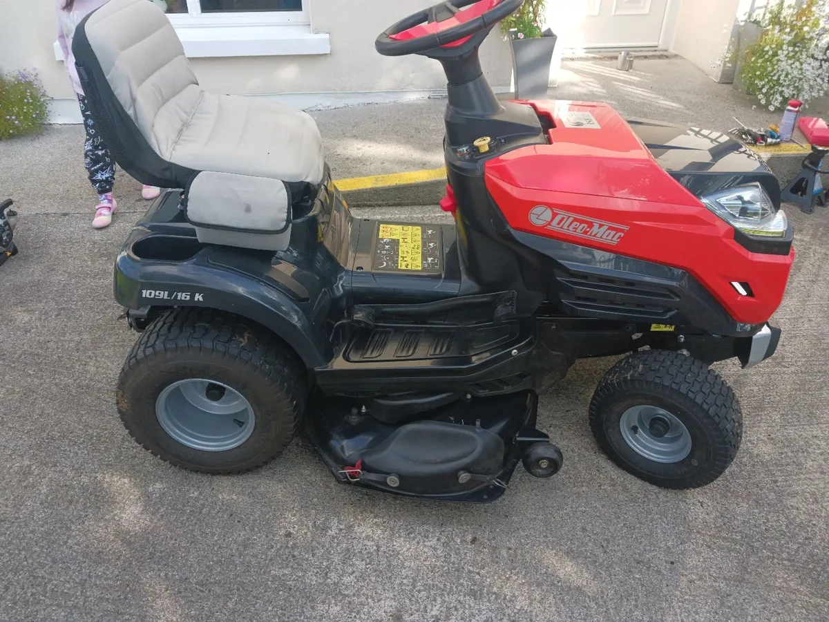 Ride on lawnmower - Image 3