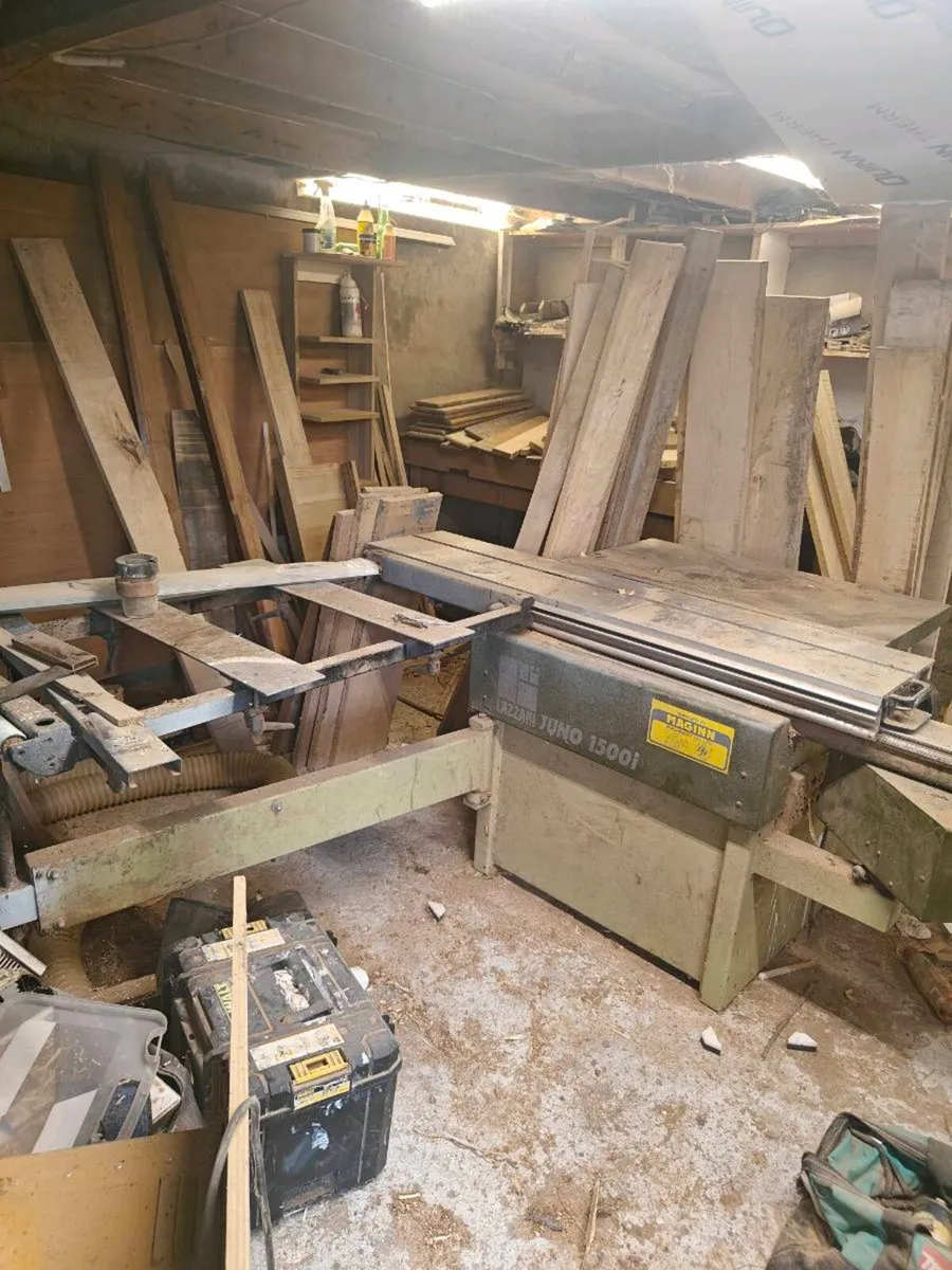 Table Saw - Image 1