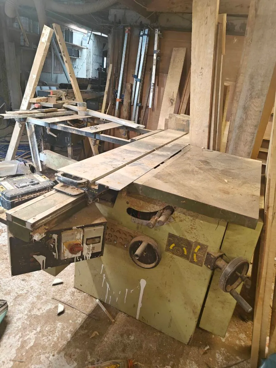 Table Saw - Image 2