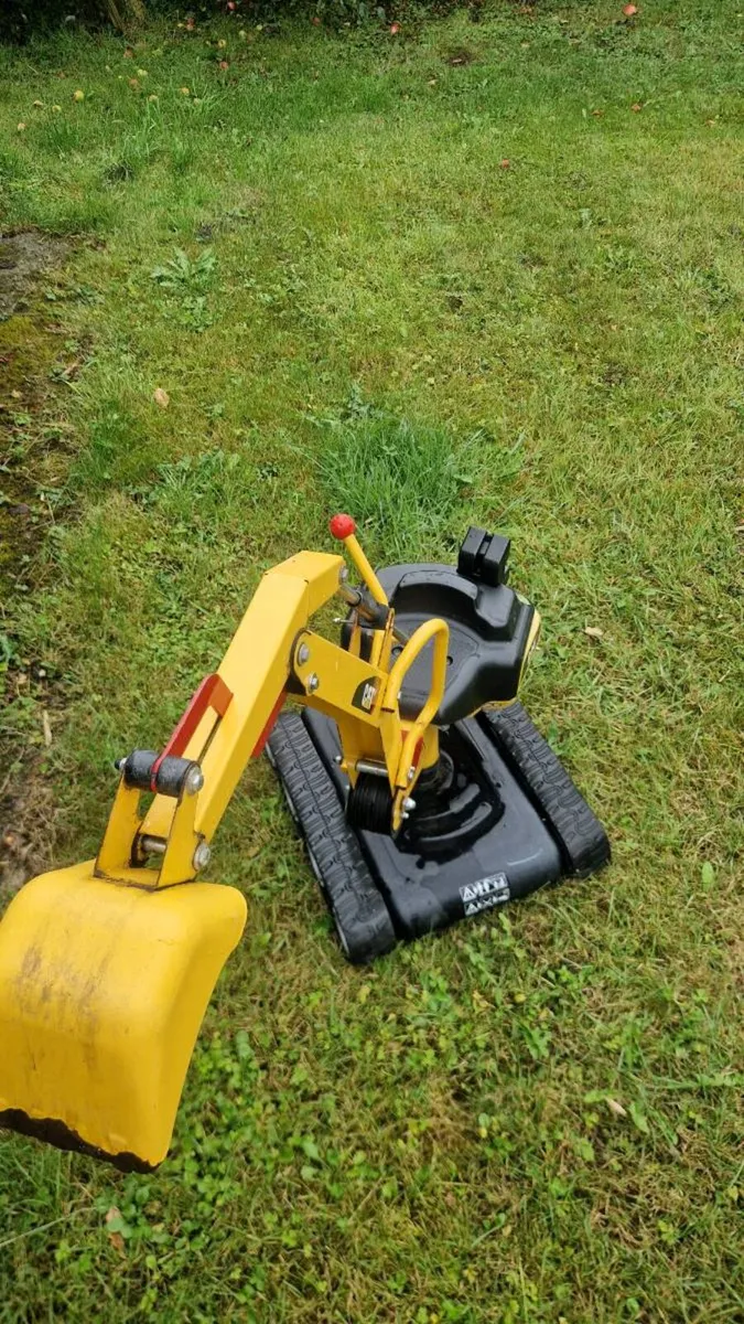 Kids Sandpit Digger - Image 4