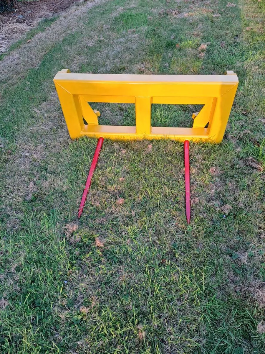 Bale spike - Image 1