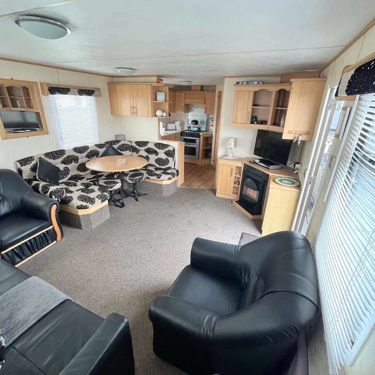 Mobile home - Image 2