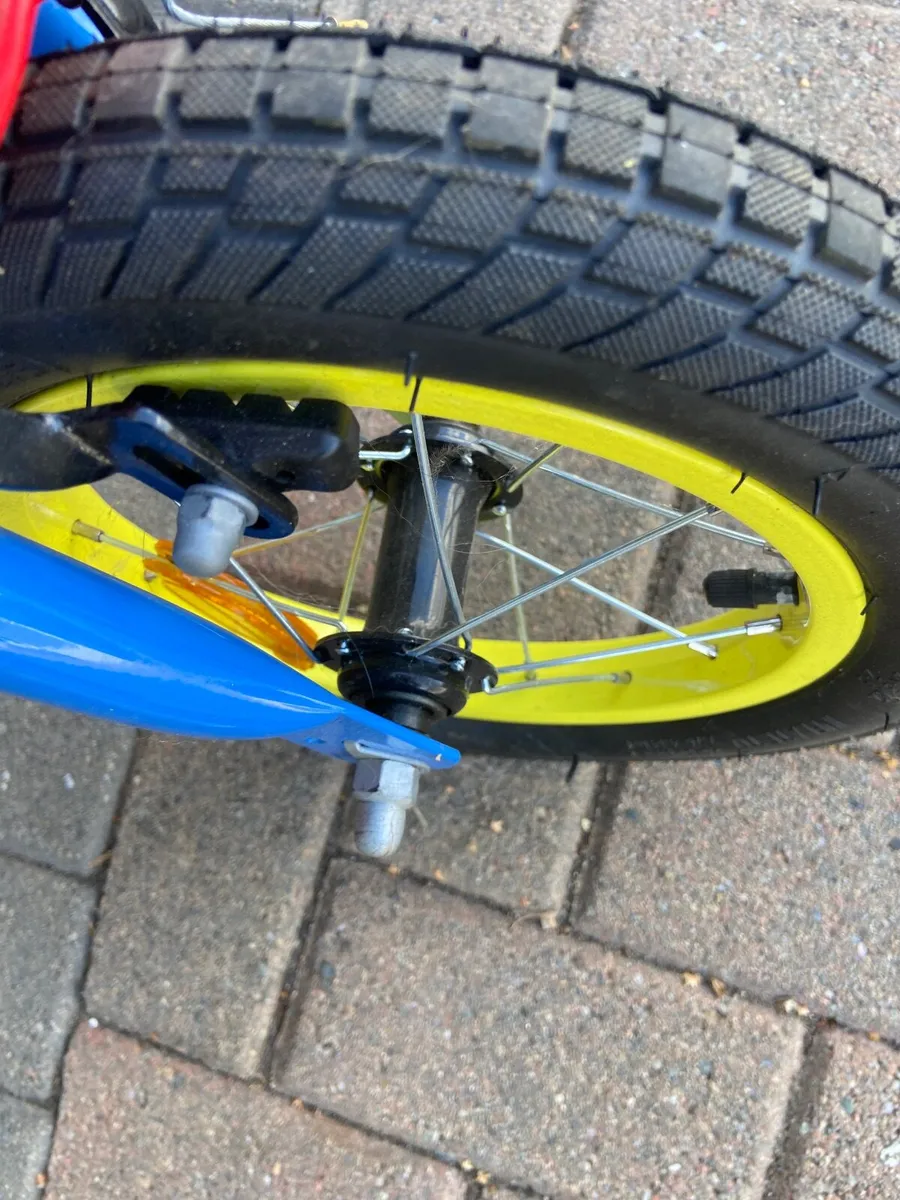 Kids bike - Image 2