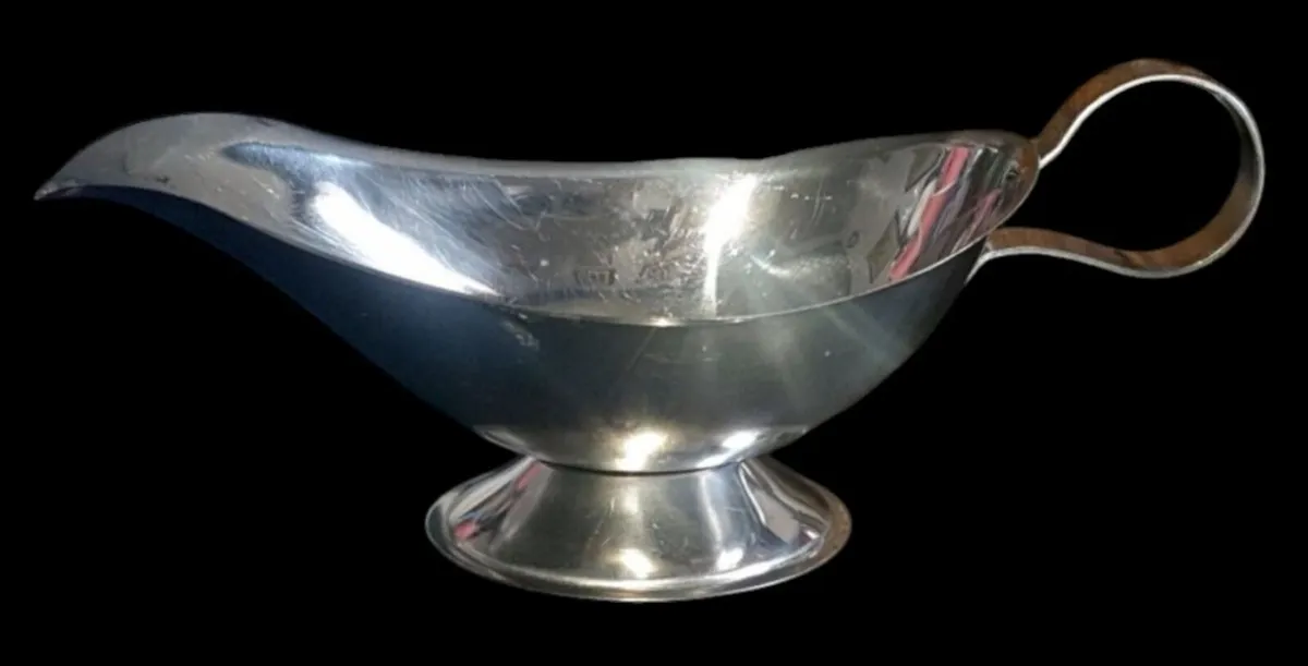 Vintage Harrods Stainless Steel Gravy/Sauce Boat - Image 3