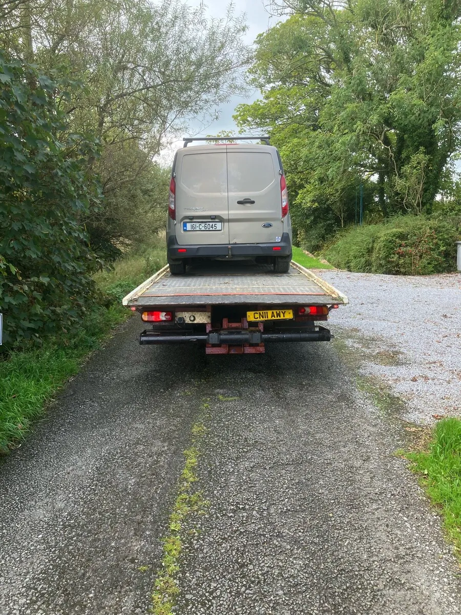 Recovery truck - Image 4