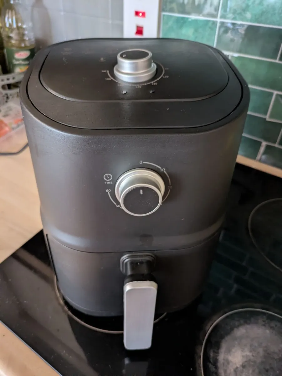 Airfryer 3 Liter new still sealed - Image 1