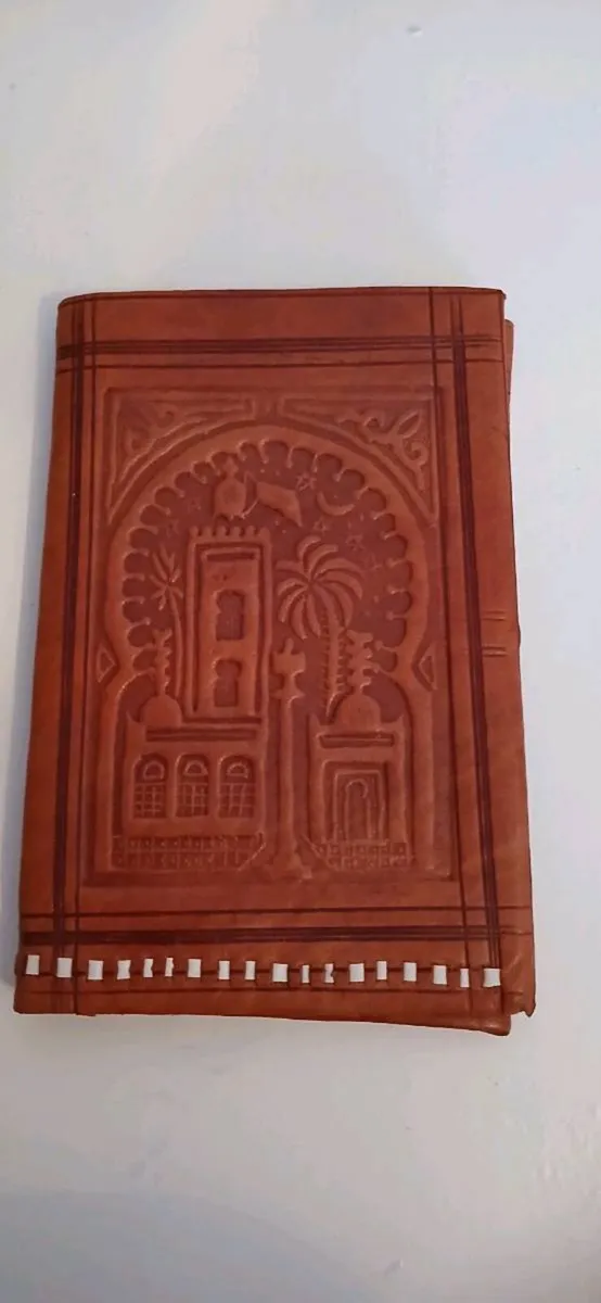 Moroccan Vintage leather wallets - Image 2