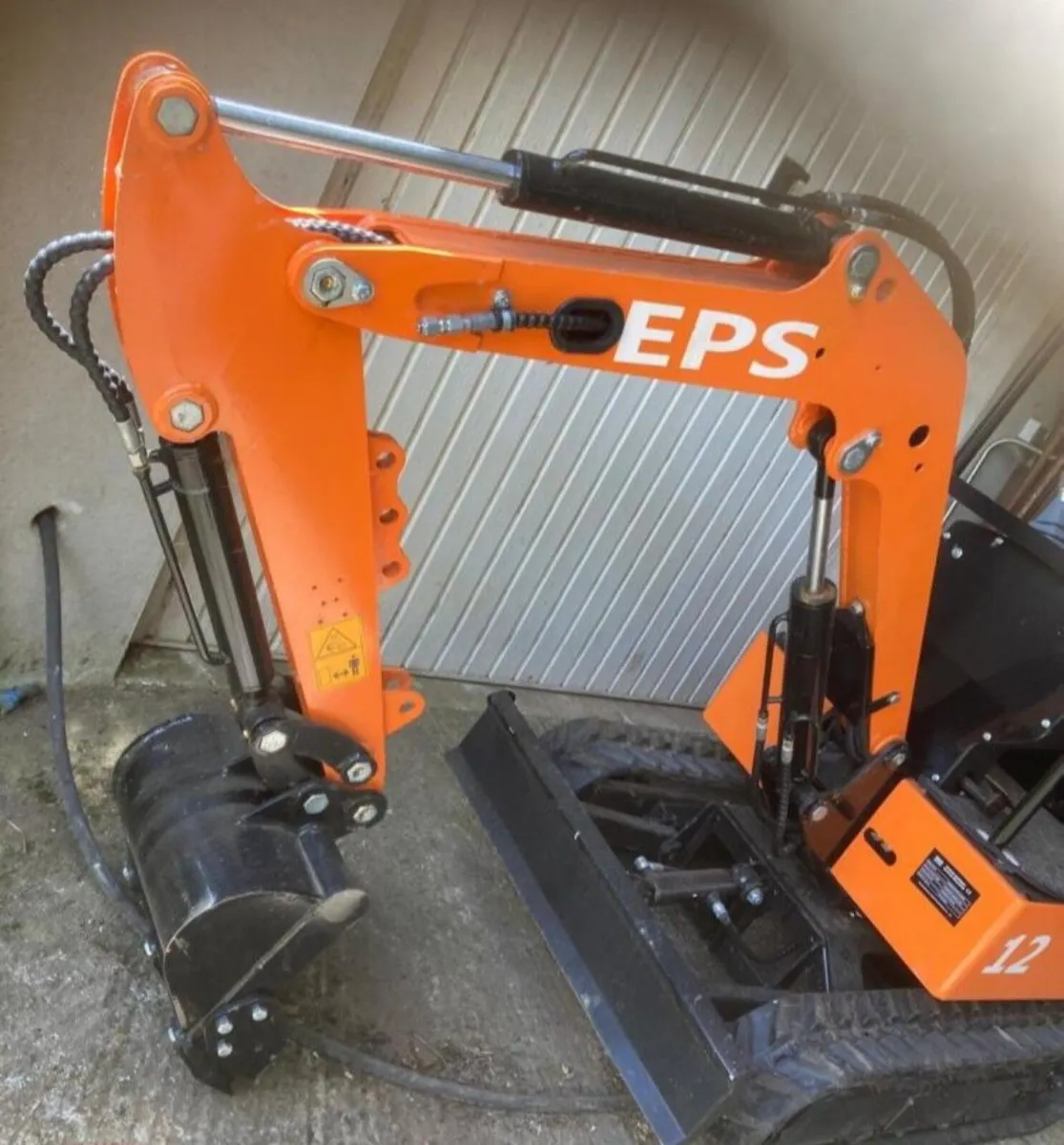 EPS MINI DIGGER 1.2 TON DIESEL - Image 3