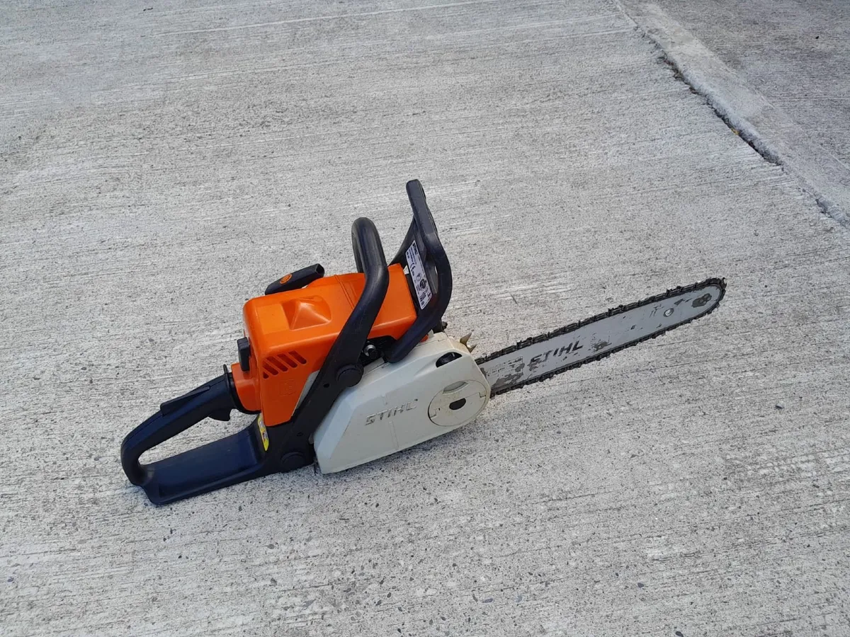 Chain saw - Image 3