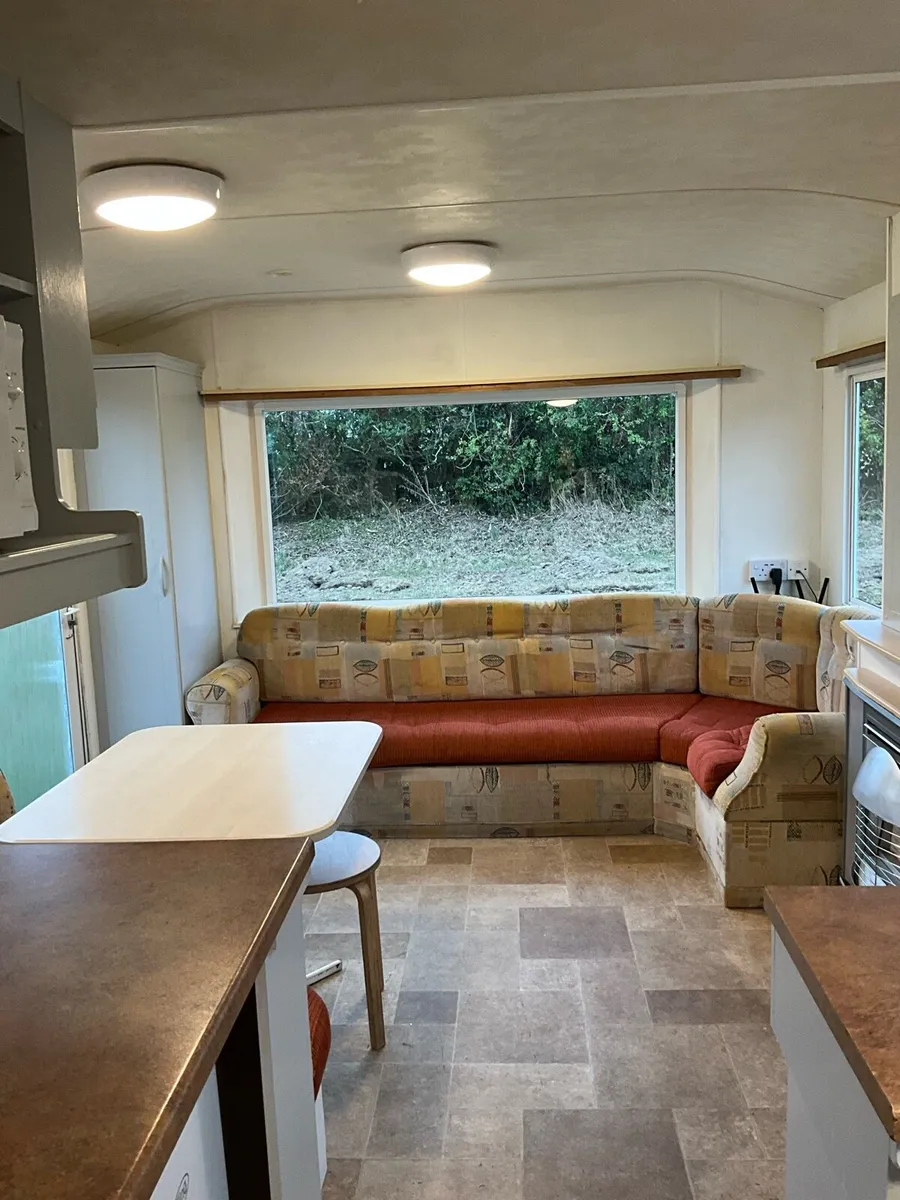 Mobile Home - Image 3