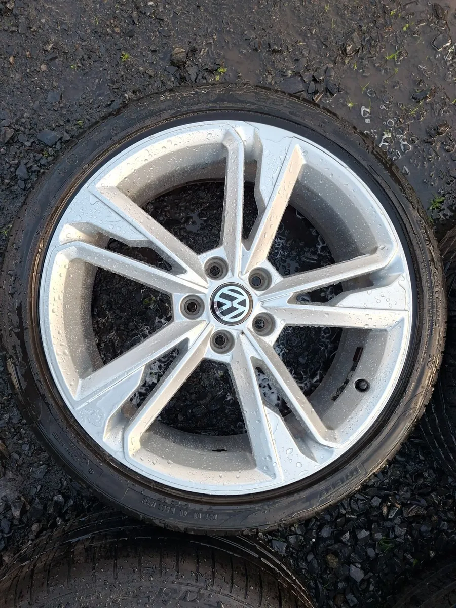 19" Vw Alloys with tyres - Image 2