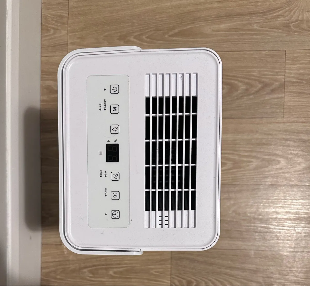 Shinco 10L/Day Dehumidifier - Like brand new - Image 2