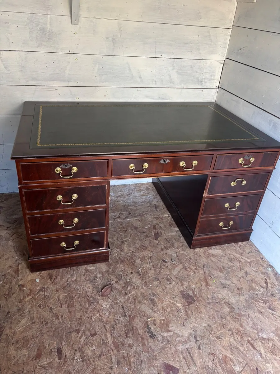 Desk