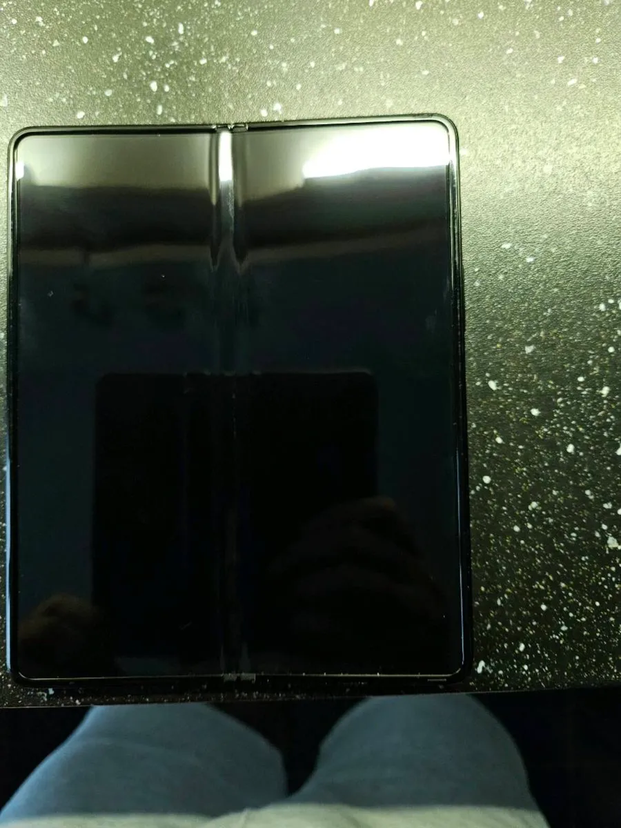 Samsung Z Fold3 512GB Black - Image 3