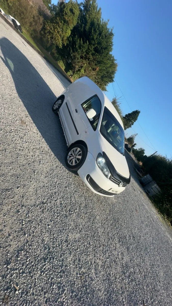 Caddy van - Image 3