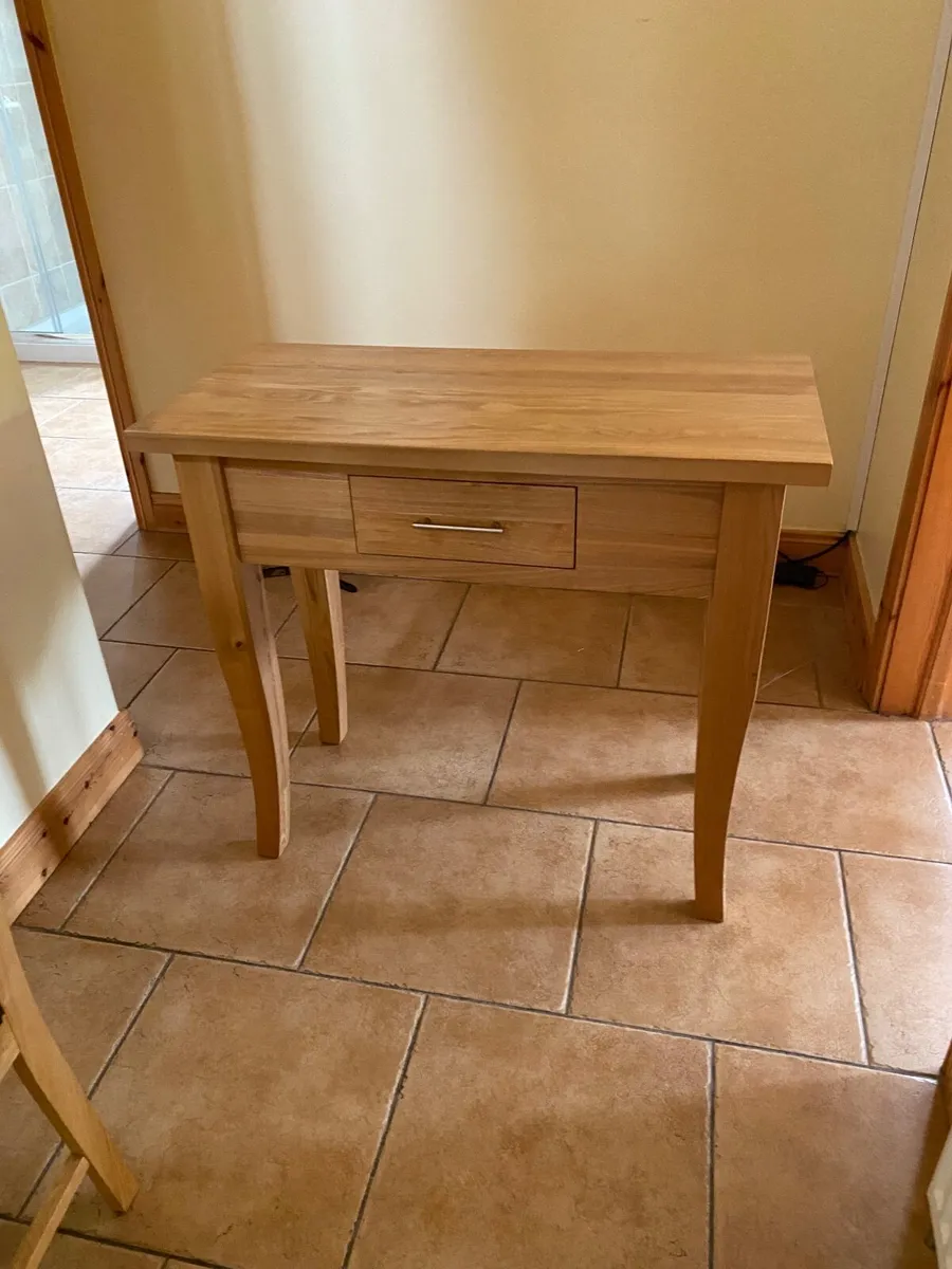 Hall table and chair - Image 2