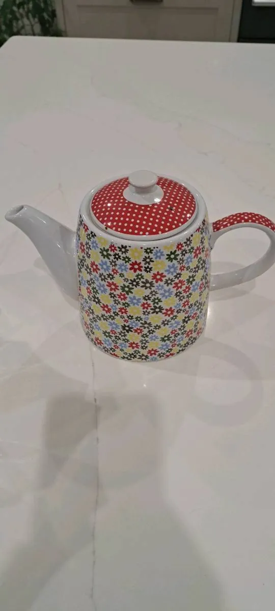 Teapot - Image 1