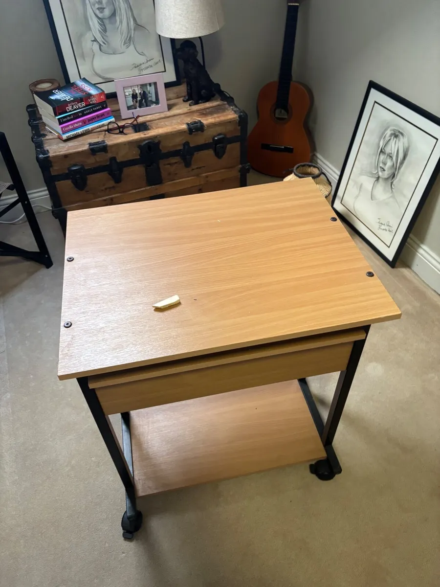 Study/computer desk - Image 1