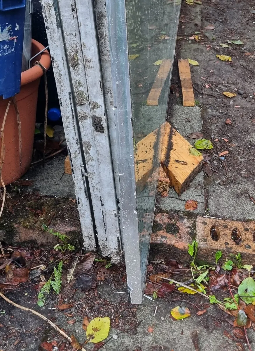 Double Glazed Glass panels - Free -11 x 2.5ft - Image 1