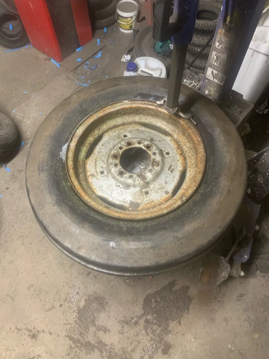 2wd Front tractor tyres - Image 3