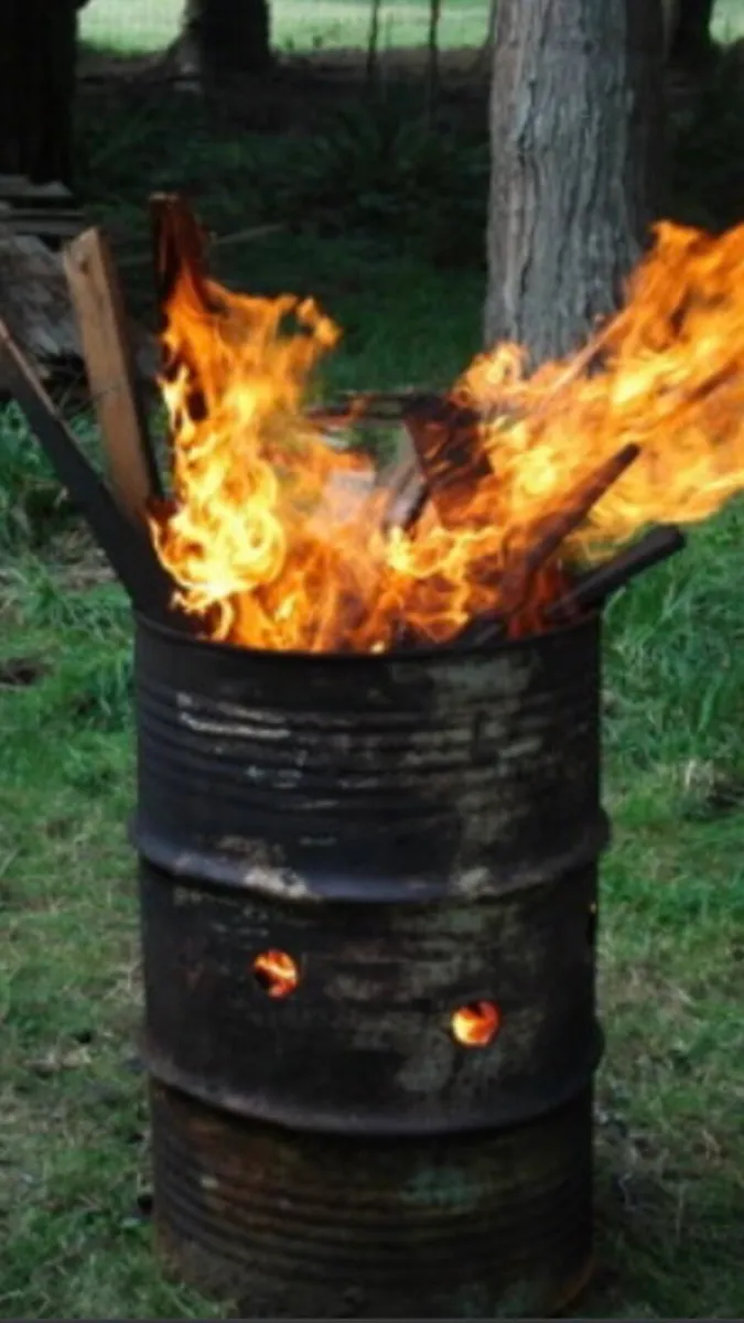 Burning barrels - Image 1