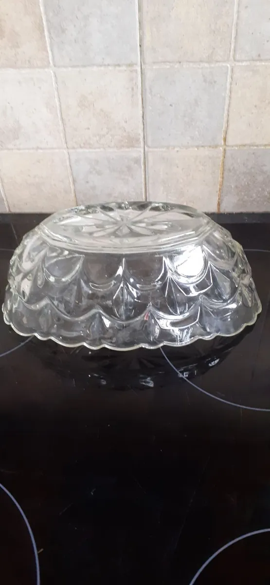 Glass bowl - Image 2