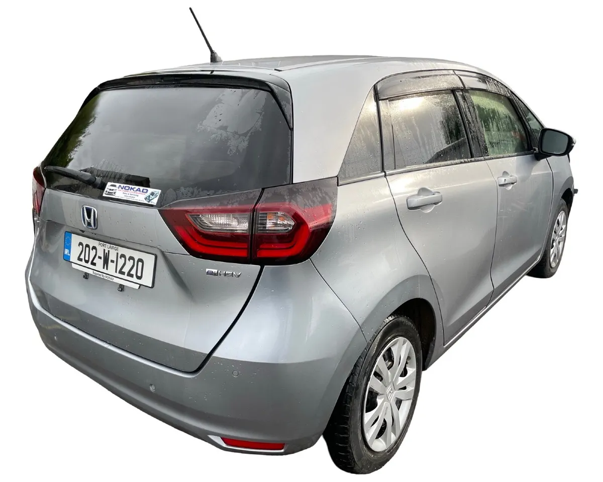 2020 Honda Fit 1.5 hybrid - Image 4