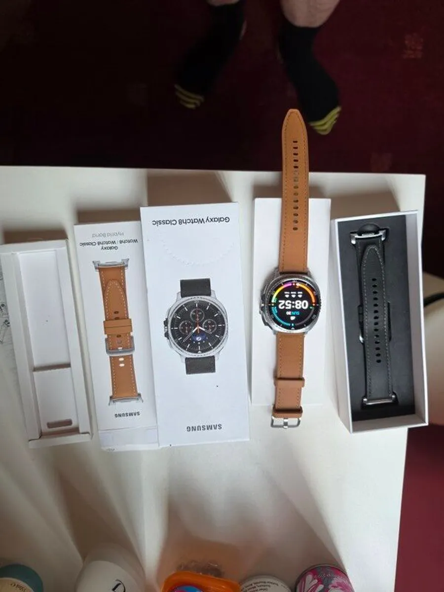 Samsung watch 8 classic - Image 4