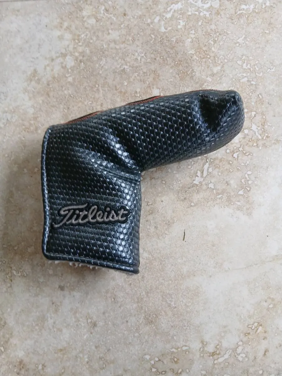 Scotty Cameron putter head cover - Image 1