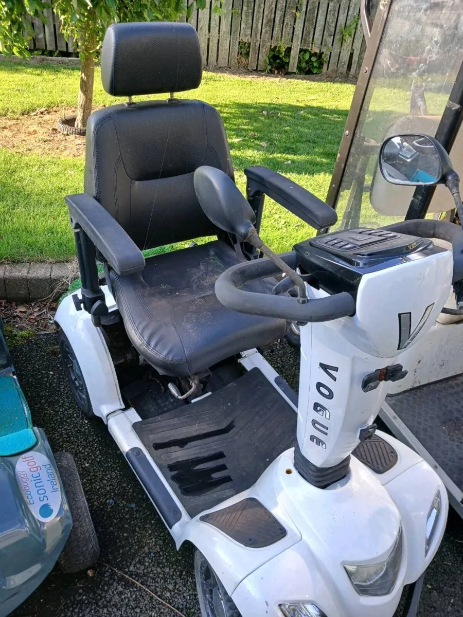 Single seat golf buggies - Image 3