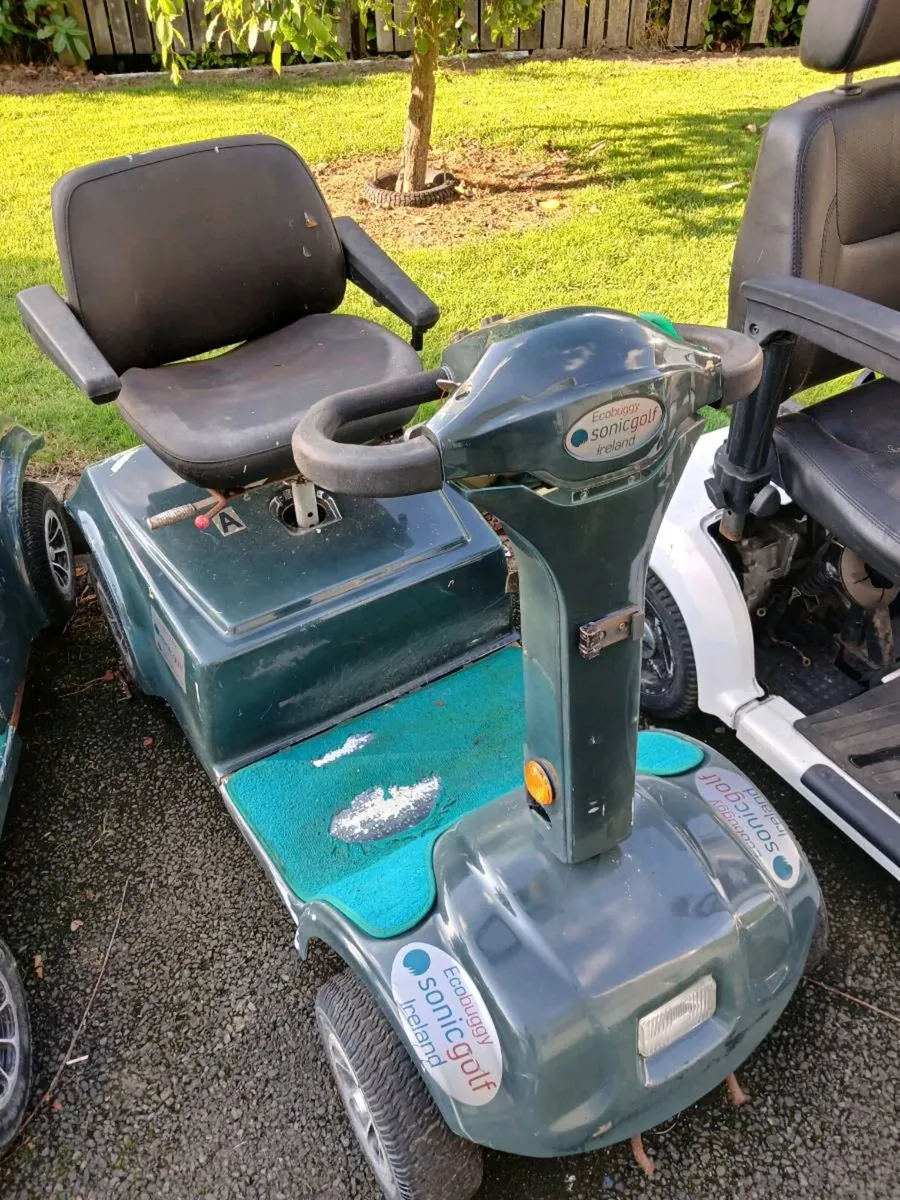 Single seat golf buggies - Image 4