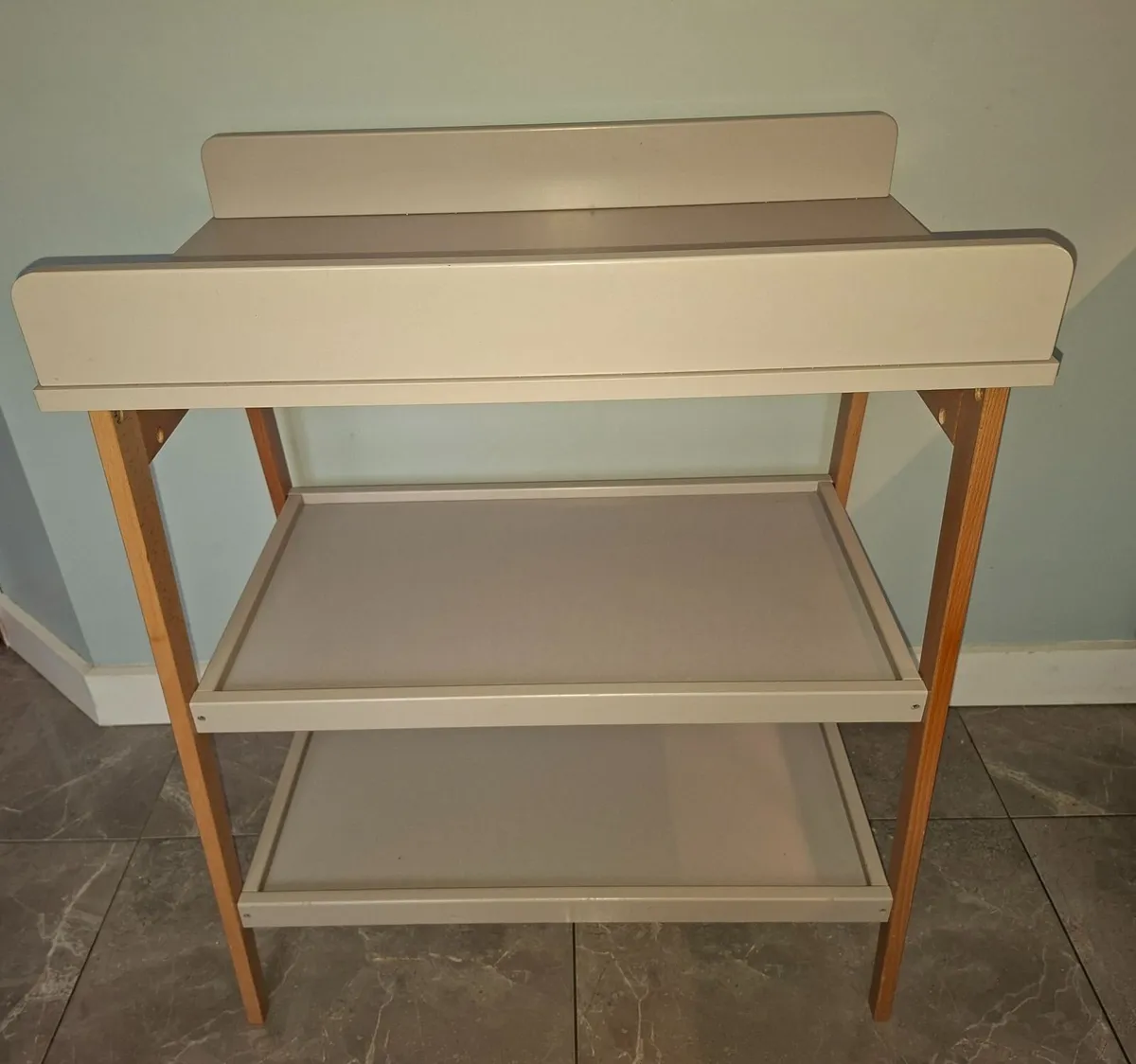 Baby changing unit - Image 1