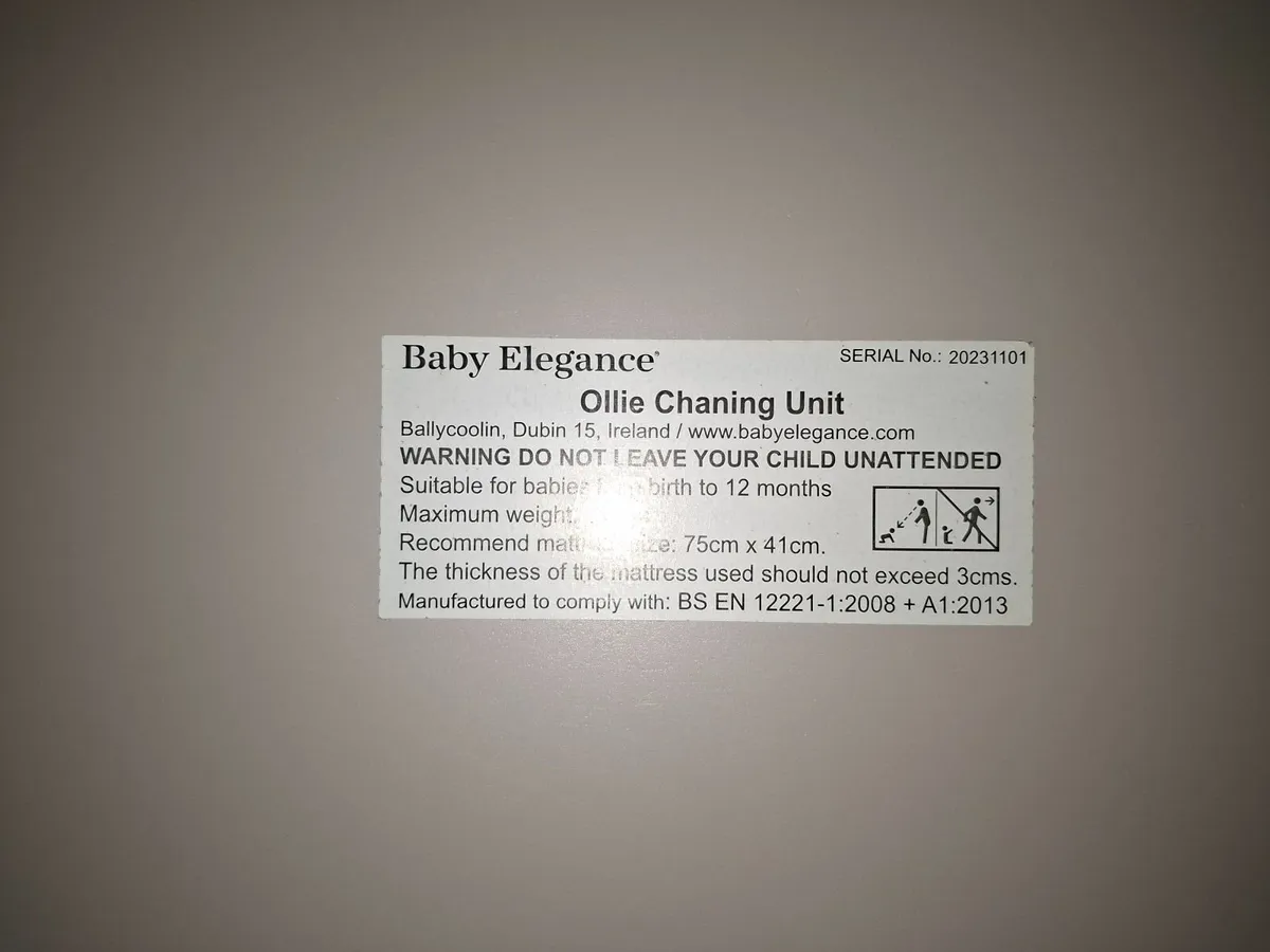 Baby changing unit - Image 3