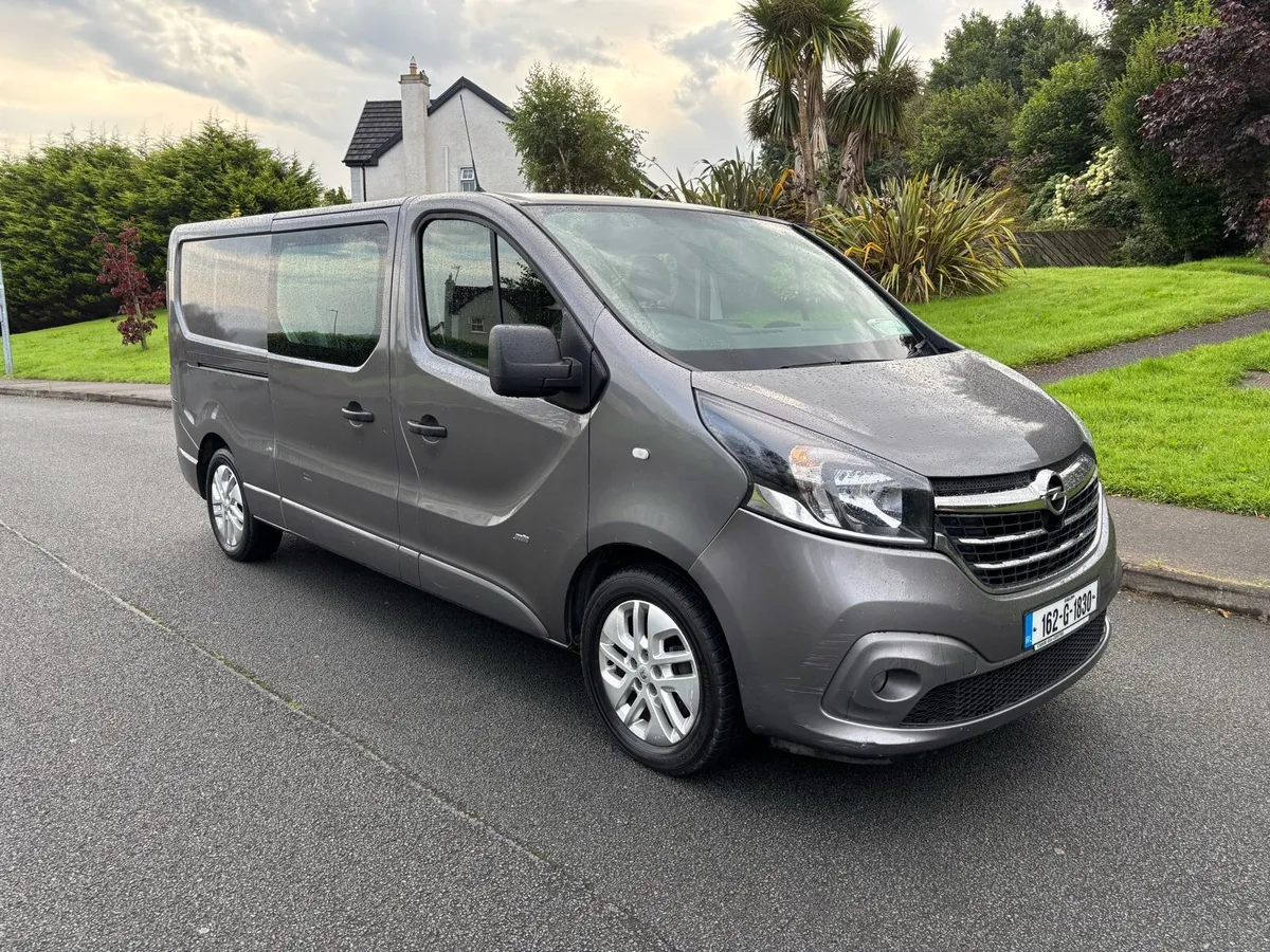 Opel Vivaro sport crewcab - Image 1