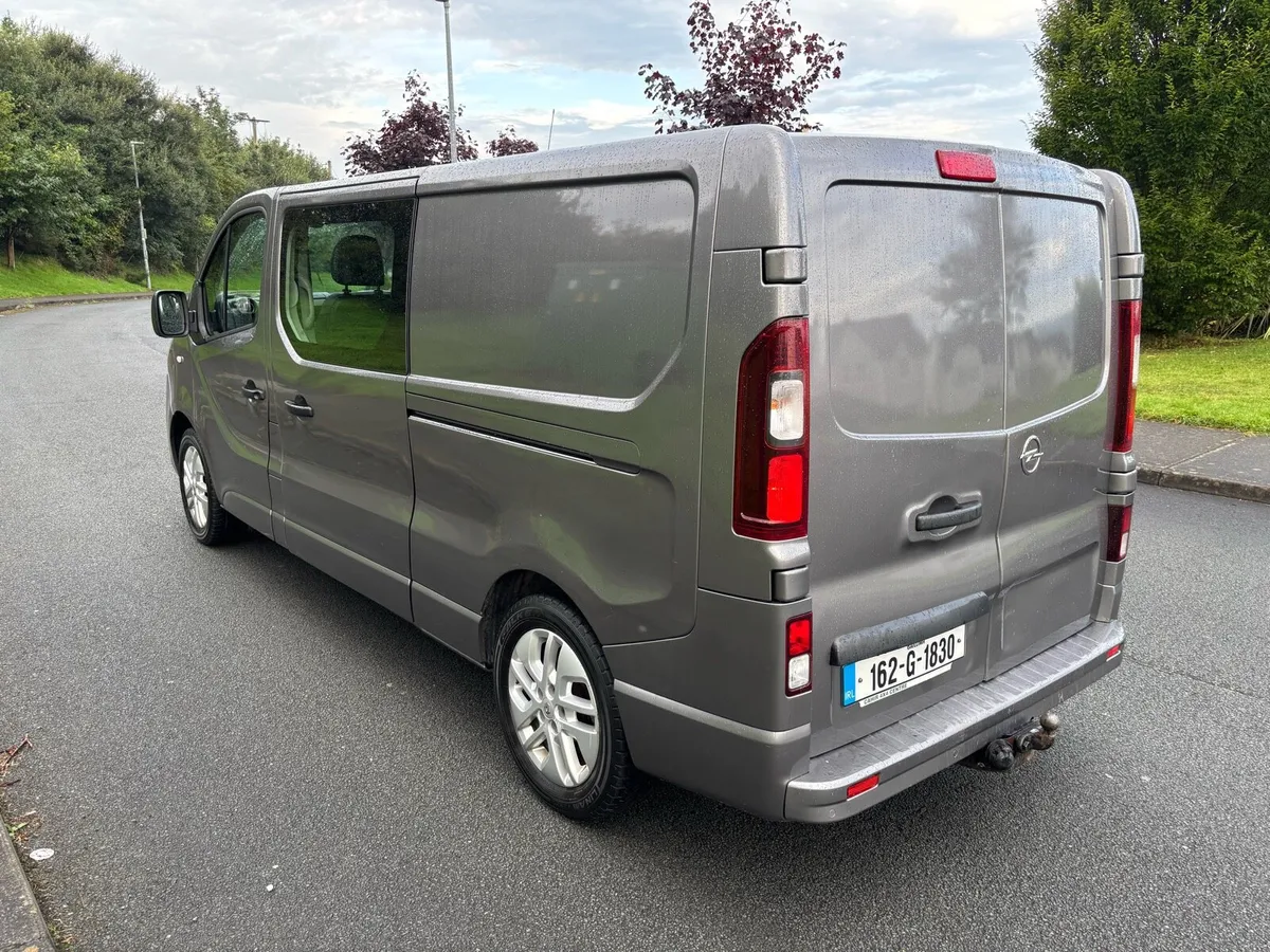 Opel Vivaro sport crewcab - Image 4