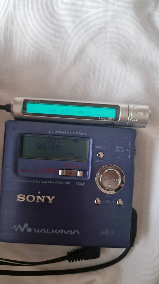 Sony Minidisc Walkman - Image 2