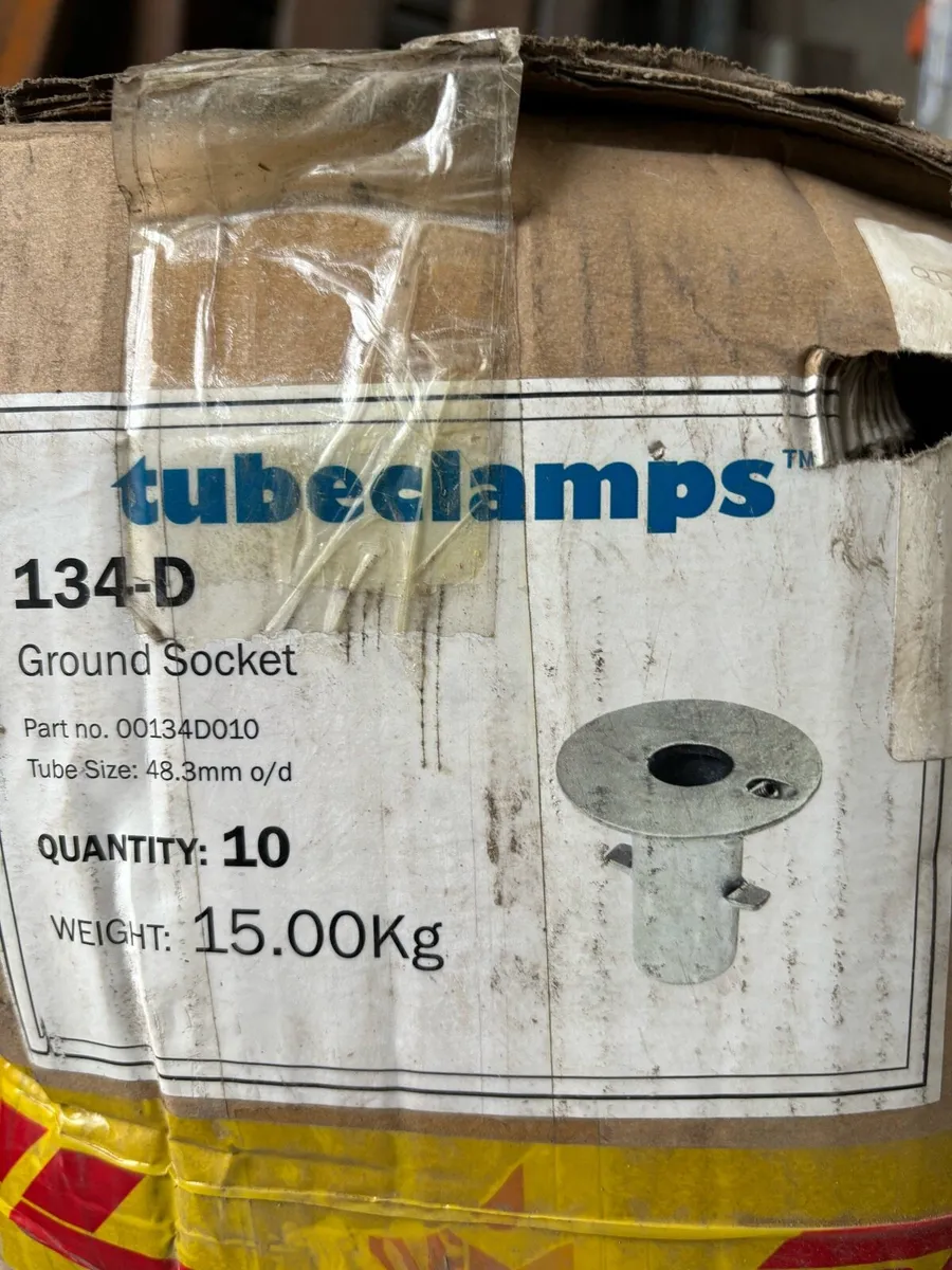Steel tube ground socket - Image 1