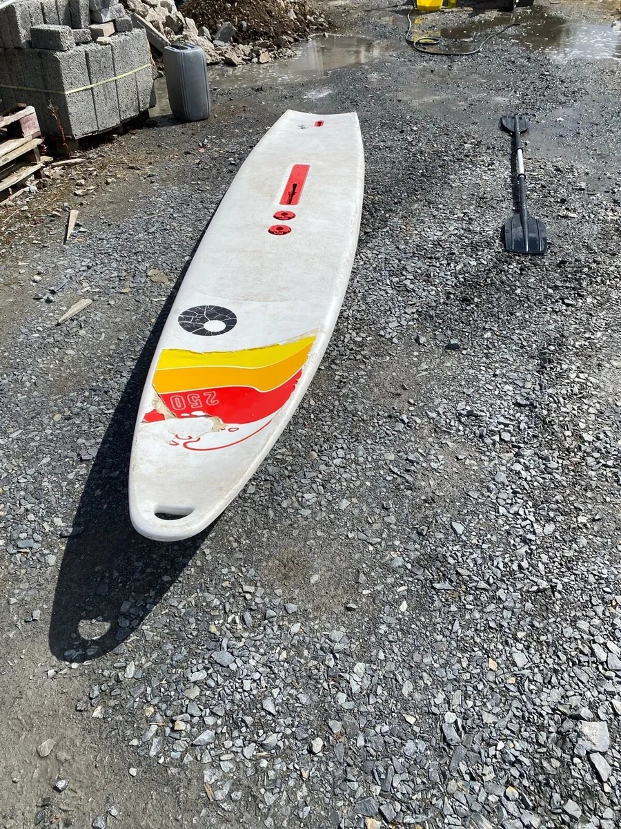 Windsurfing board - Image 1