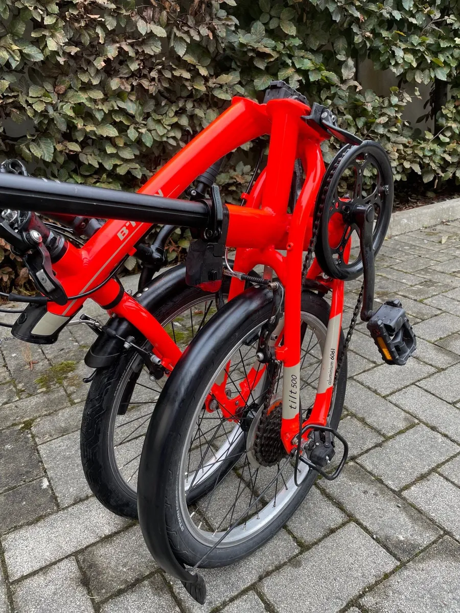 BTwin Tilt 500 Folding bike Orange - Image 3