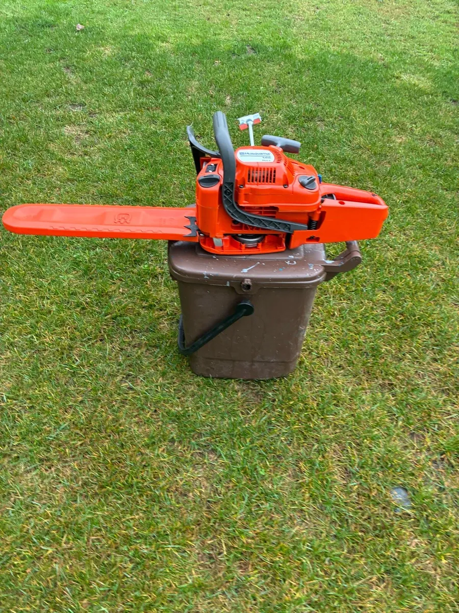 Brand new husqvarna chainsaw - Image 4