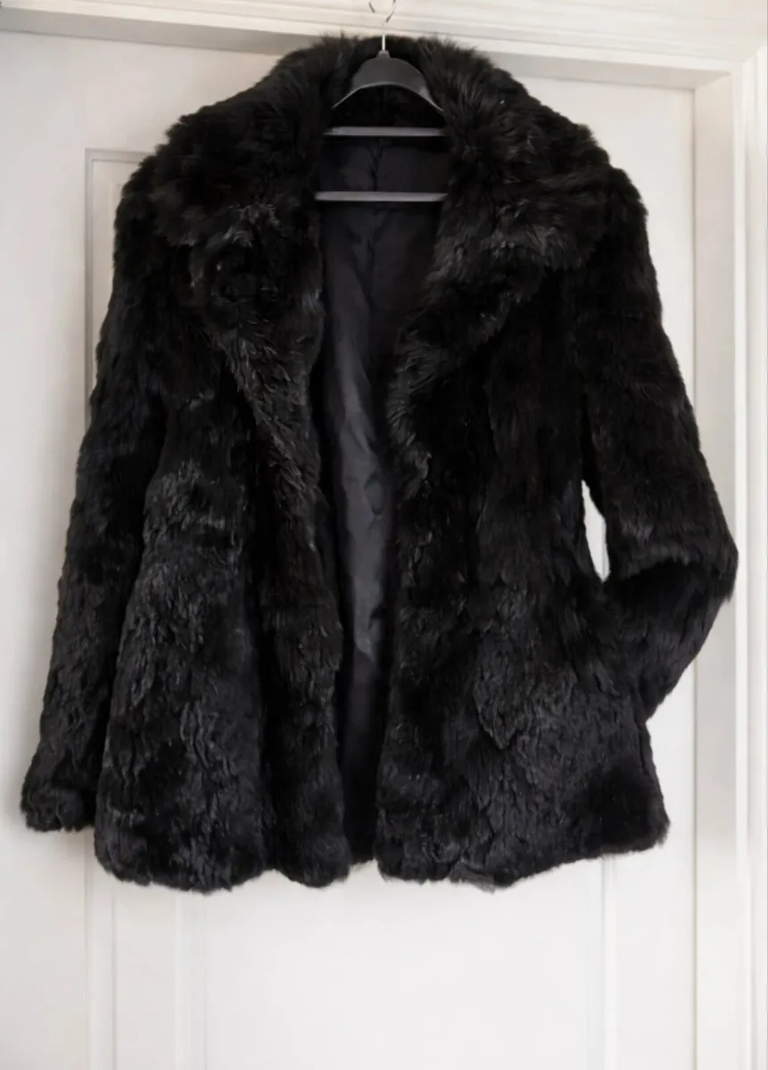 Vintage genuine fur coat - Image 1